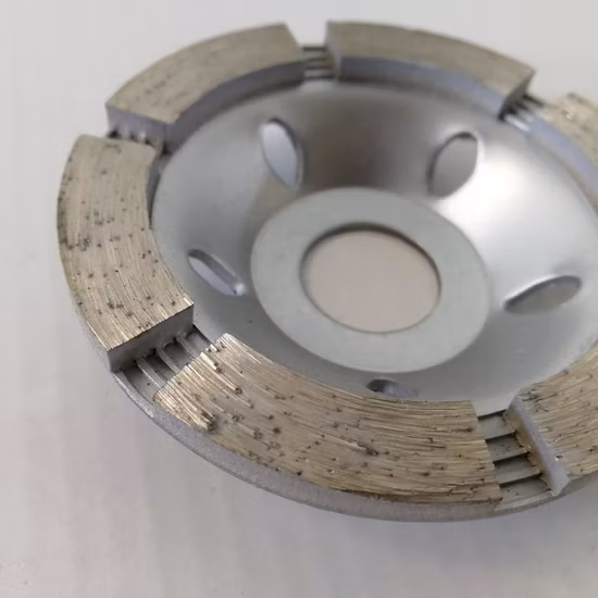 Mola a tazza diamantata ad alta efficienza per calcestruzzo per la lavorazione di lastre di pietra